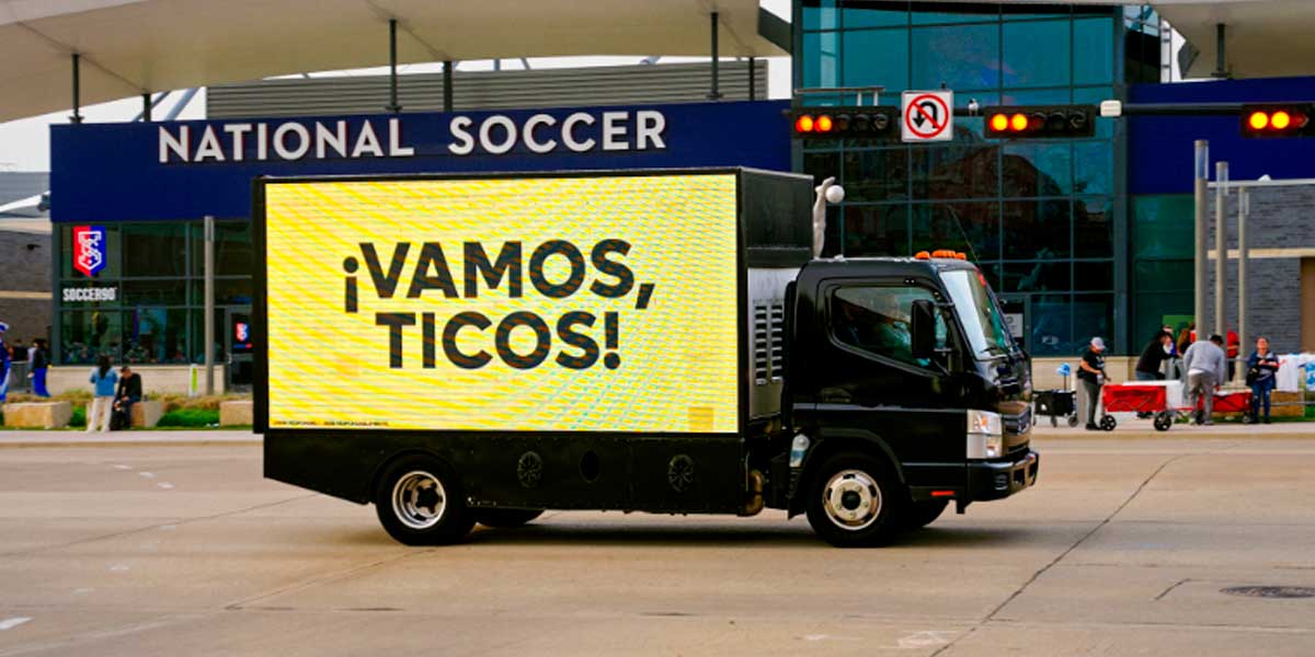 Cerveza Imperial junto a Latcom con una Original Campaña de OOH Acompañando a los Fans de la Selección Nacional de Costa Rica 1 Cerveza Imperial junto a Latcom con una Original Campaña de OOH Acompañando a los Fans de la Selección Nacional de Costa Rica
